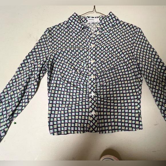 BERSHKA GEOMETRIC PATTERN BUTTON-UP SHIRT. SIZE SMALL PURPLE/DARK GREEN/LT GREEN - Picture 1 of 8